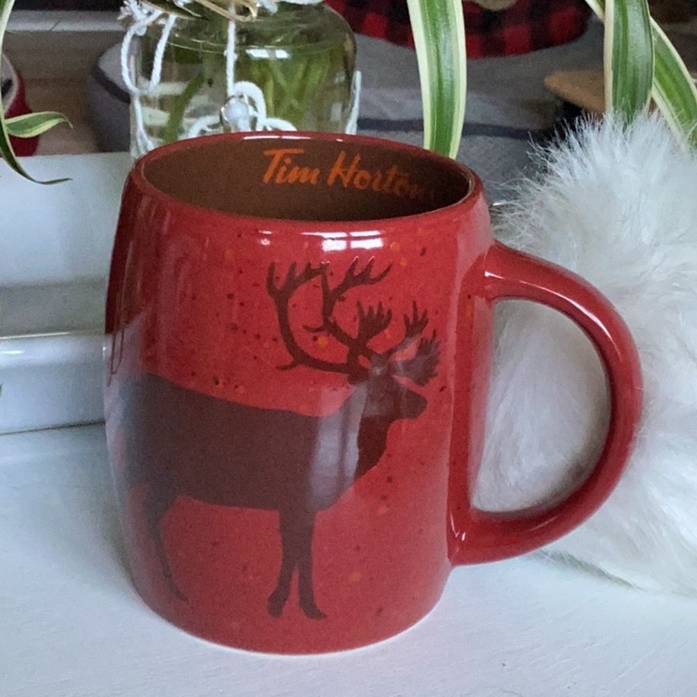 Tim Hortons, Red Mug with Reindeer Design